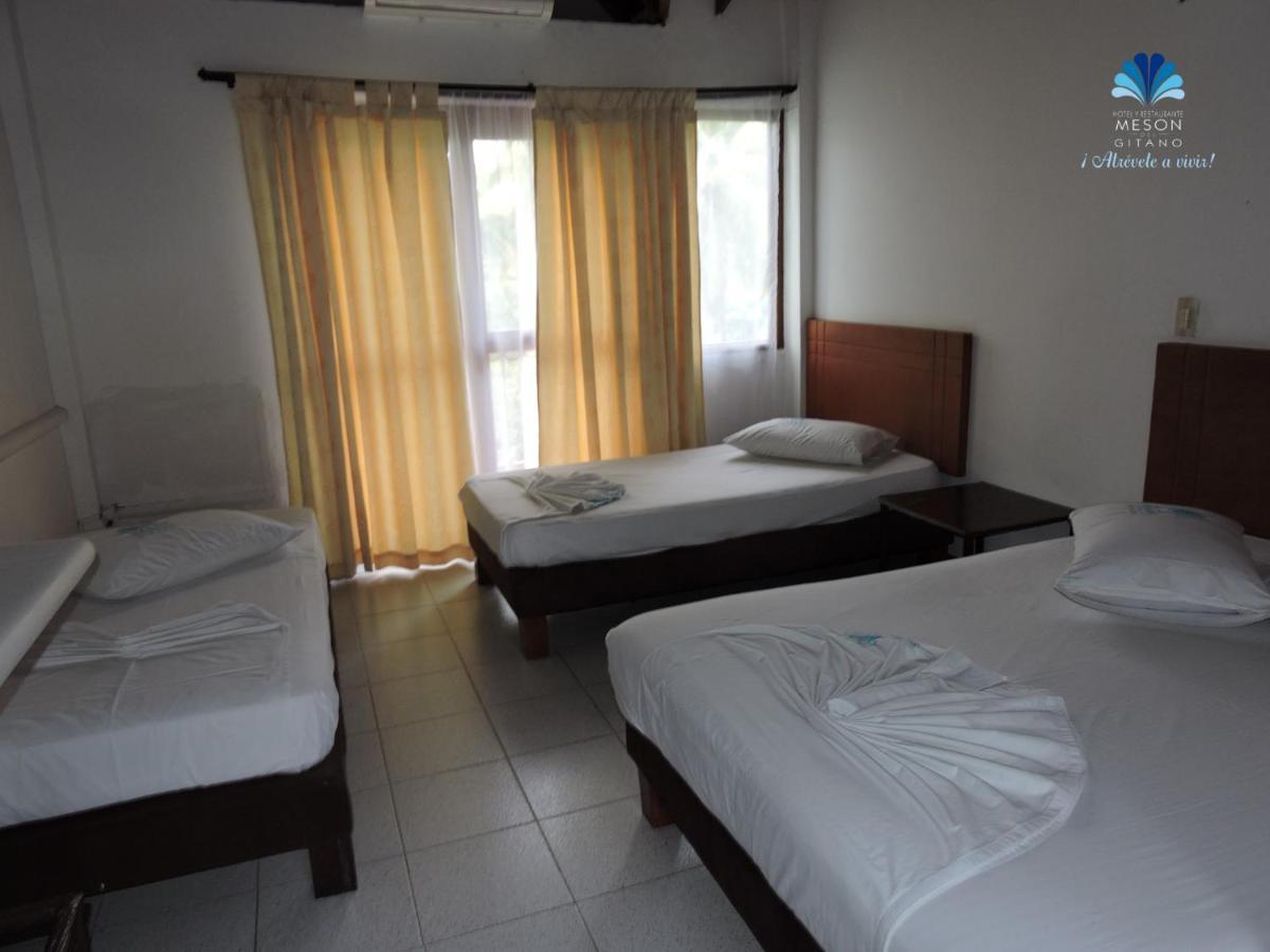 Hotel Y Restaurante Meson Del Gitano Каукасия Номер фото